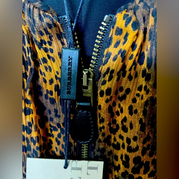 Burberry Brit leopard print silk front zip designer dress NWT - Picture 10 of 12